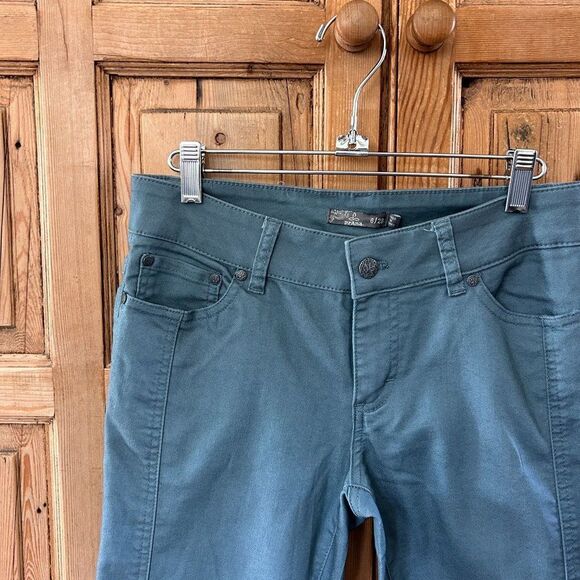 prAna size 6/28 Skinny Leg Cropped Jeans Carlotta Crop Pants Starling Green Blue - Picture 2 of 7